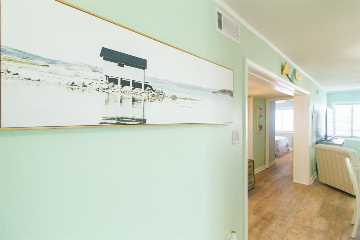 Beach Harbour 16 @ The Carolina Beach Boardwalk - Full Remodel! Exterior photo
