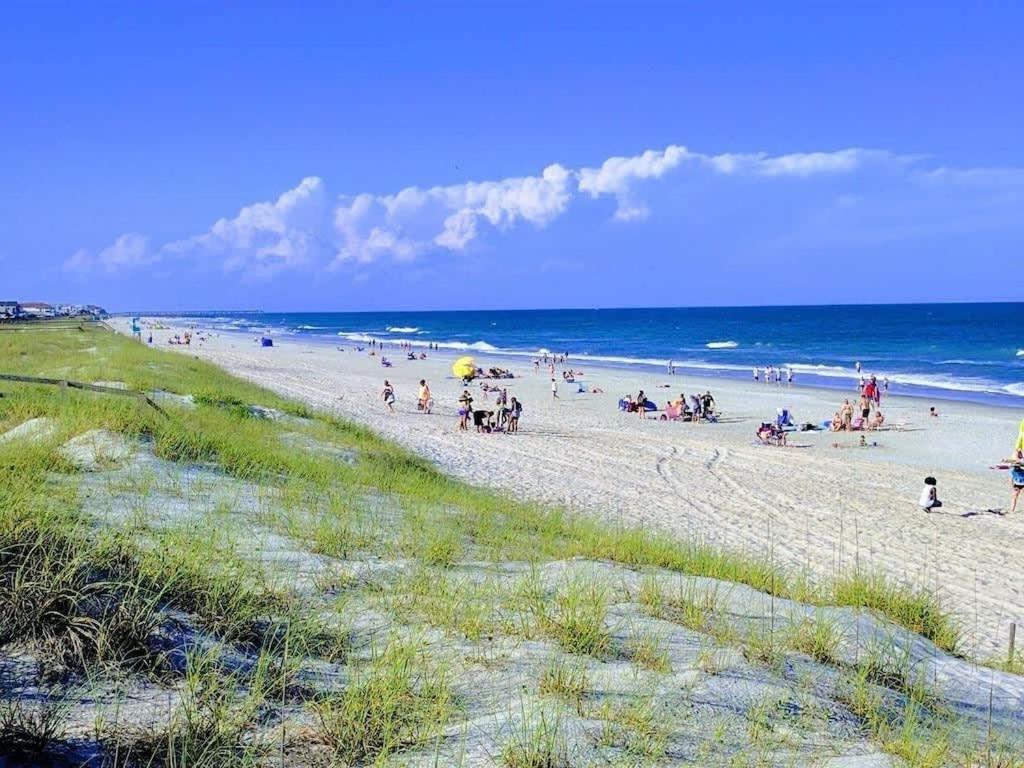 Beach Harbour 16 @ The Carolina Beach Boardwalk - Full Remodel! Exterior photo