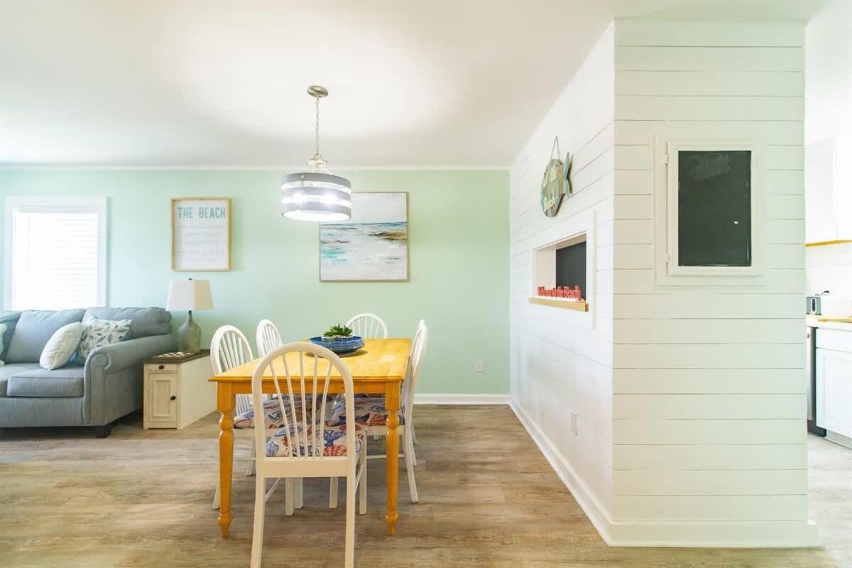 Beach Harbour 16 @ The Carolina Beach Boardwalk - Full Remodel! Exterior photo